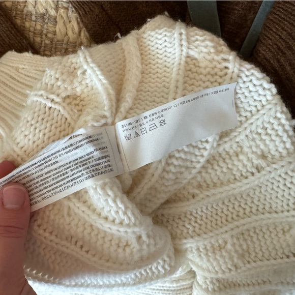 Abercrombie & Fitch Cream Zip Collared Sweater - Picture 9 of 9